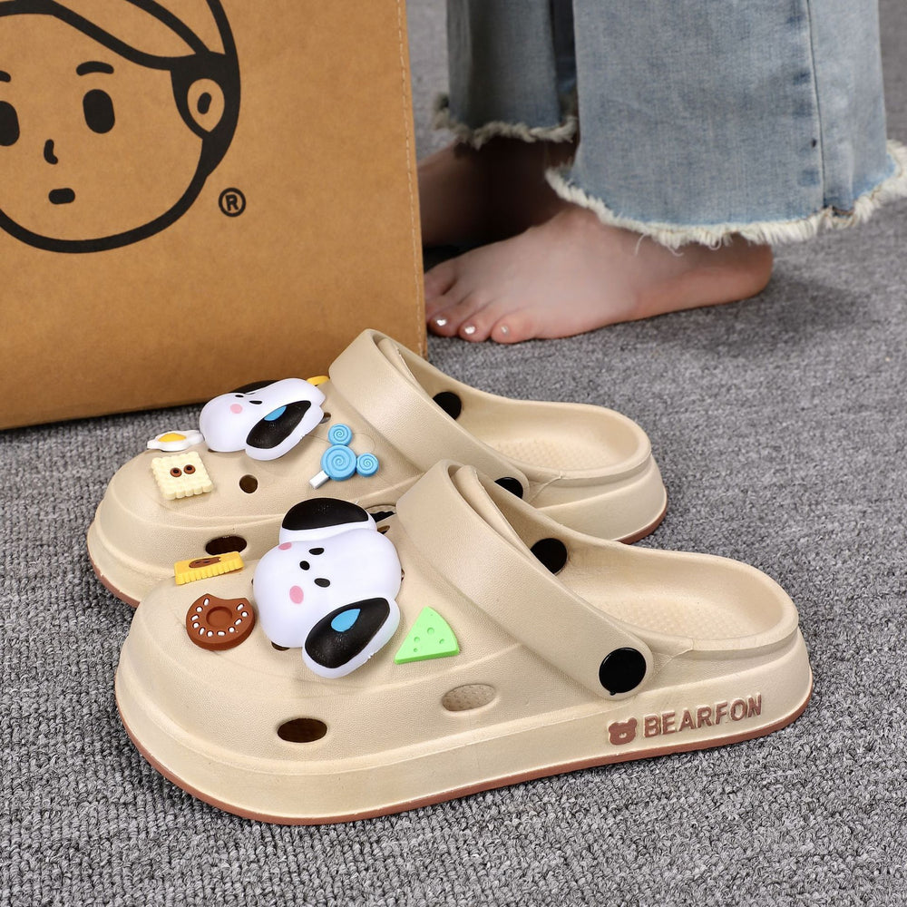 2024 new eva clogs summer women's outdoor thick-soled beach sandals "stomping on shit" comfort non-slip girls' slippers wholesale