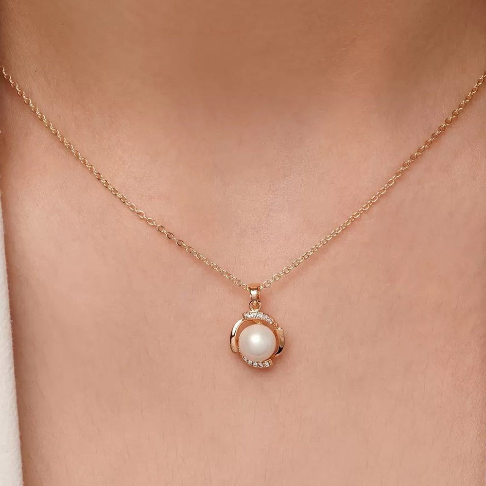 European and american cross-border niche ins style faux pearl necklace and earring set - sweet, minimalist, and luxe design with floral accents