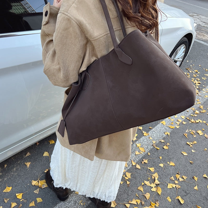 South Korea's new suede suede tote bag large-capacity commuter hand-held underarm bag versatile lock shoulder bag women