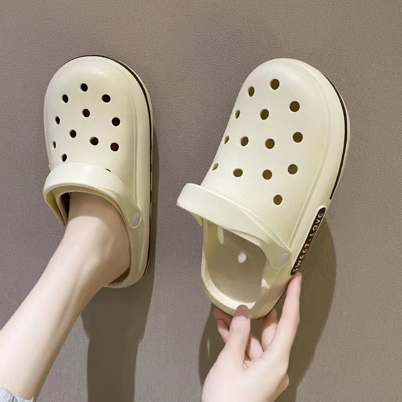 2022 new arrival rubber and plastic shit-feeling fashion women's clogs, lightweight non-slip toe shoes, inner and outer wear sandals