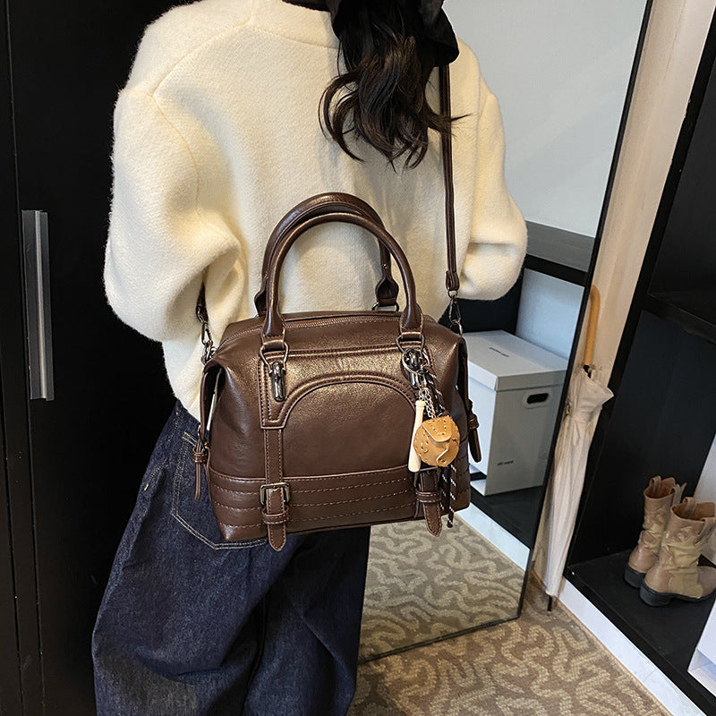 Factory direct sales 2025 European and American fashion women's bags oil wax leather shoulder messenger bags handbags Boston women's bags
