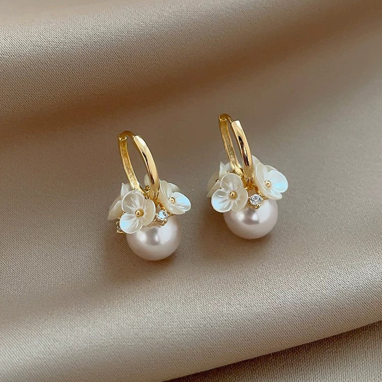 Forest style super fairy flower pearl earrings earrings for women niche style design accessible luxury earrings high-end retro elegant earrings