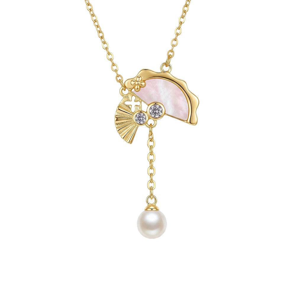 Fashionstylish micro-embedded fan pearl necklace for women casualaccessible luxuryeasiest for matchpopular popular niche clavicle chain jewelry