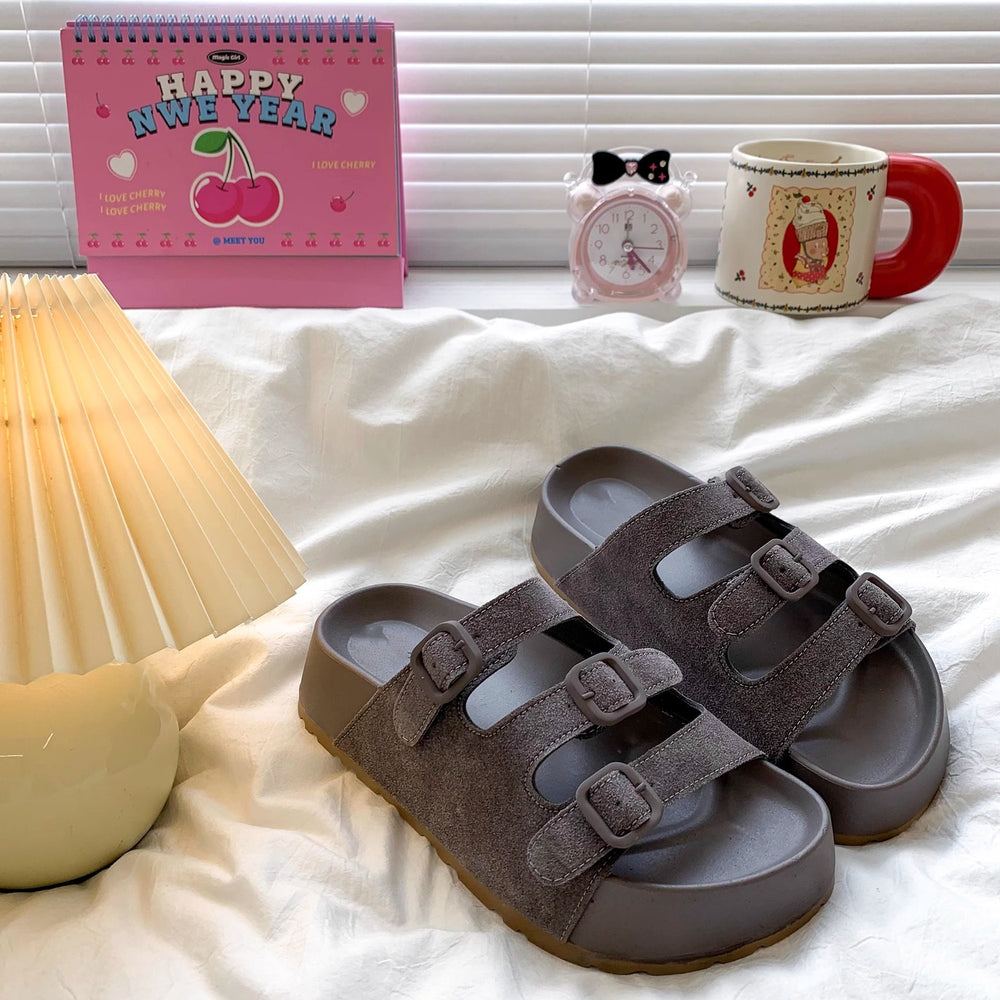 Versatile one-strap sandals: new boken-style outdoor wear, trendy retro chunky sole slippers, women's fashion sandals for summer 2026