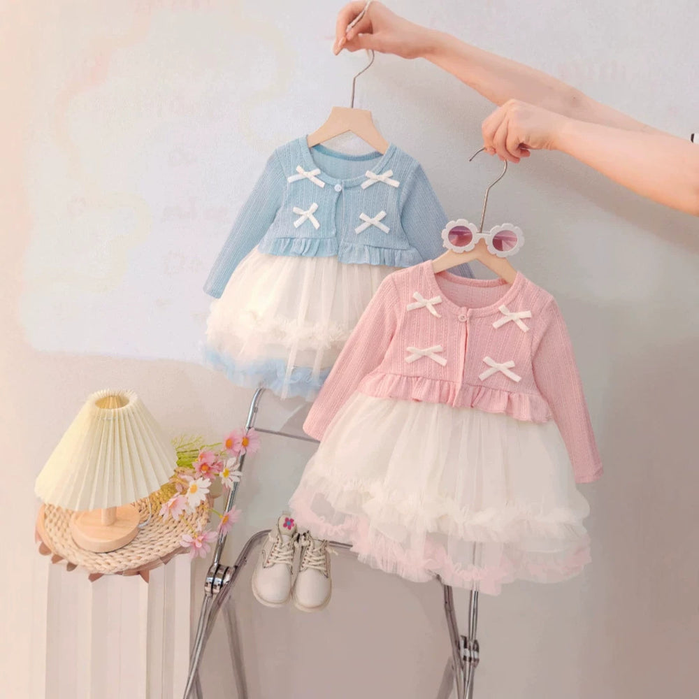 Girls' princess dress - new autumn collection: long-sleeved mesh dress with sweet bow detail - stylish and chic for little girls