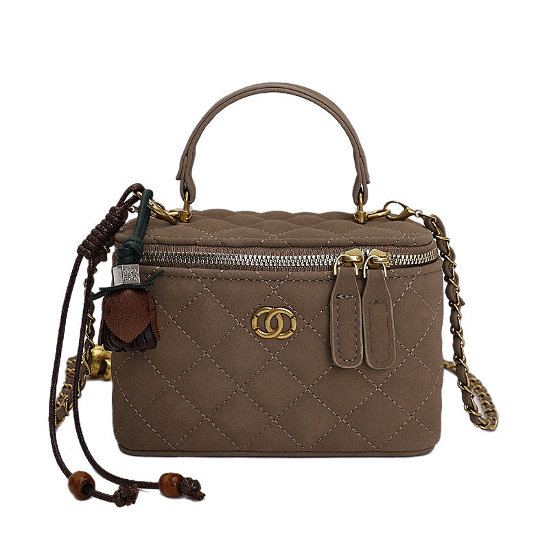 New quilted handbag - 2025 autumn collection: chic, versatile, and understated. a luxurious and unique small square bag for women, inspired by chanel, perfect for everyday commuting
