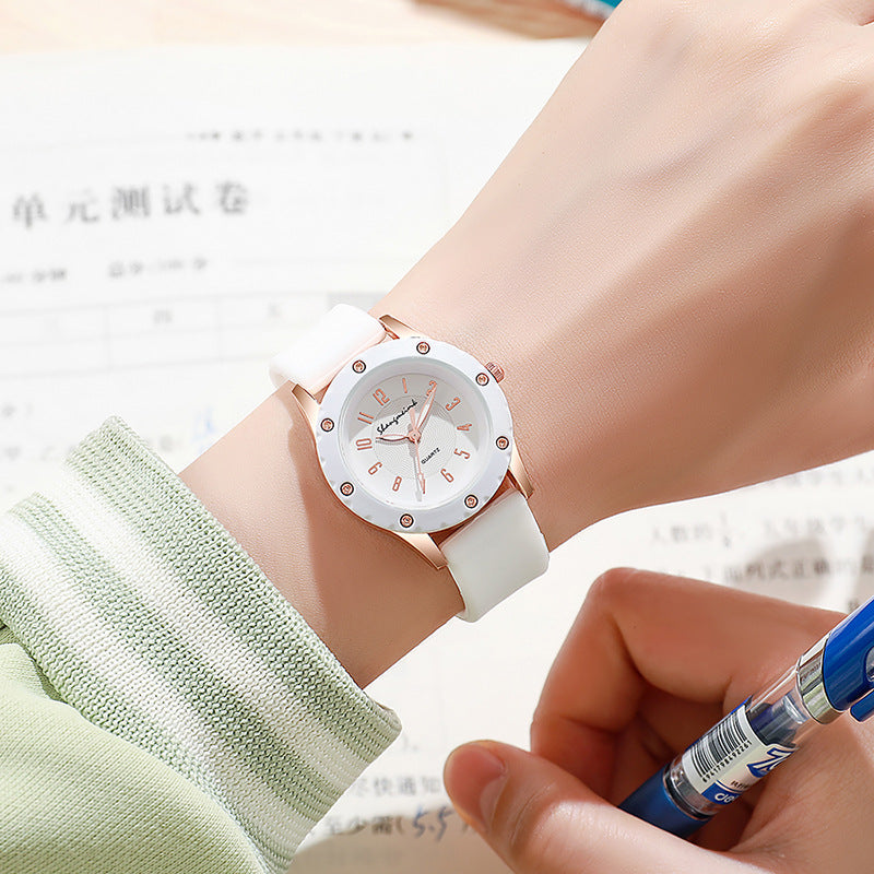 Round silicone student watch digital women's watch quartz watch trendy wristwatch - hot-selling cross-border e-commerce product - wholesale from manufacturer