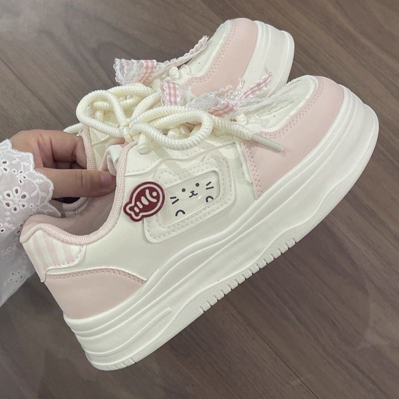 spring new arrival: adorable, chunky-soled white sneakers for girls - bread shoes, cute kids' casual athletic board shoes