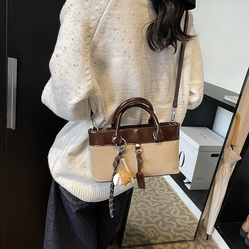 Retro large-capacity bag women's 2025 fashion new simple shoulder bag soft surface casual commuting texture tote bag