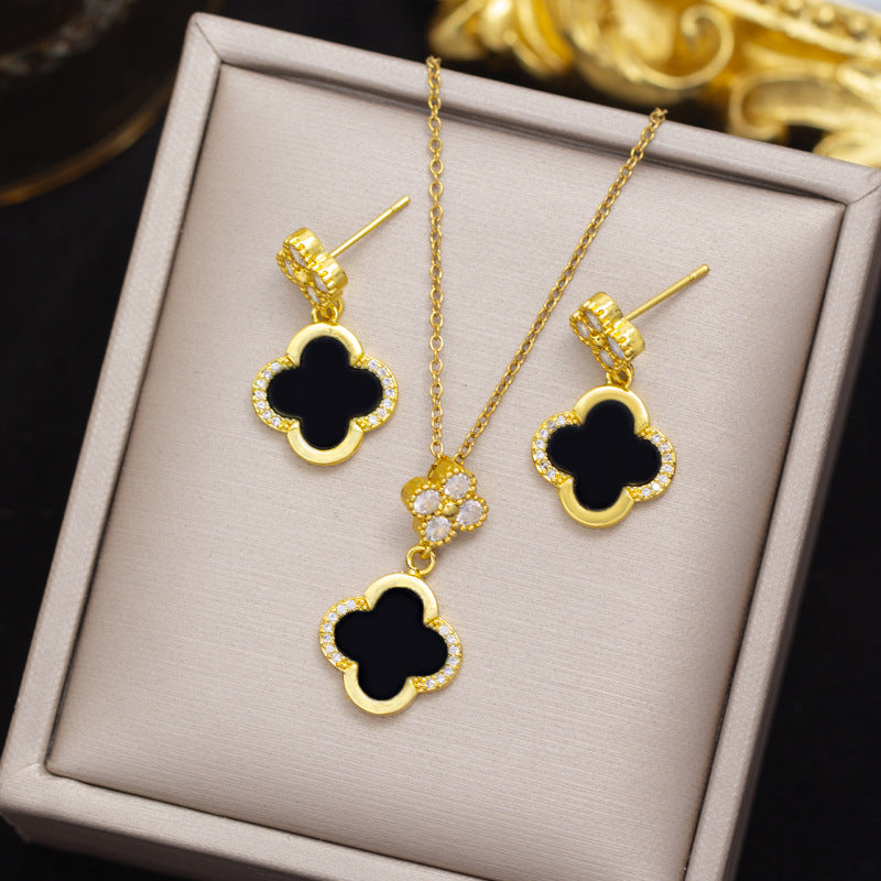 [titanium steel] micro-embedded four-leaf clover necklace and earrings set, high-end, accessible luxury, stylish, elegant earrings, clavicle chain jewelry