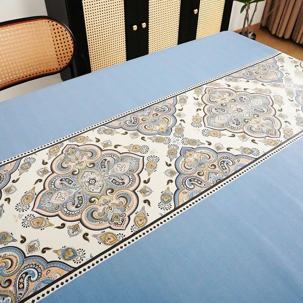 Waterproof and oil-proof pvc tablecloth, easy to clean, heat-resistant, soft glass dining table mat, light luxury high-end coffee table pad, tabletop cloth