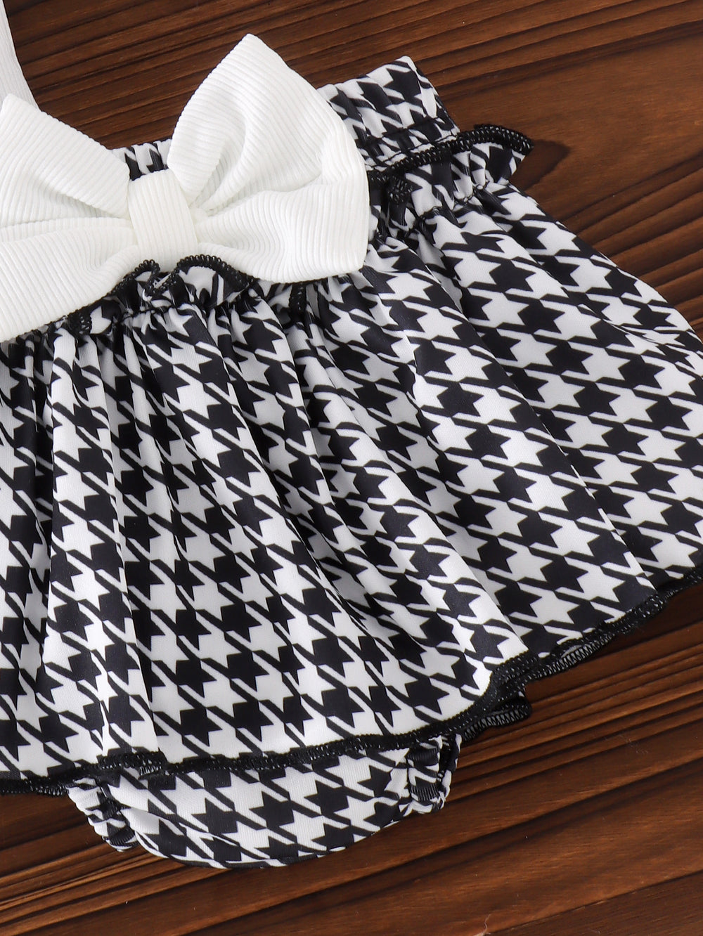 Kids clothing cross-border exportfall and winternew arrival kids white vest + houndstooth skirt baby