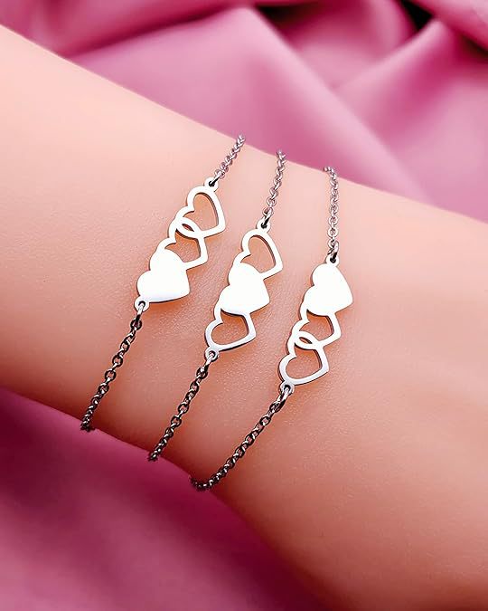 new arrivalfashion accessible luxury bracelet fashion best selling creative stainless steel heart chain bracelet 3-piece set