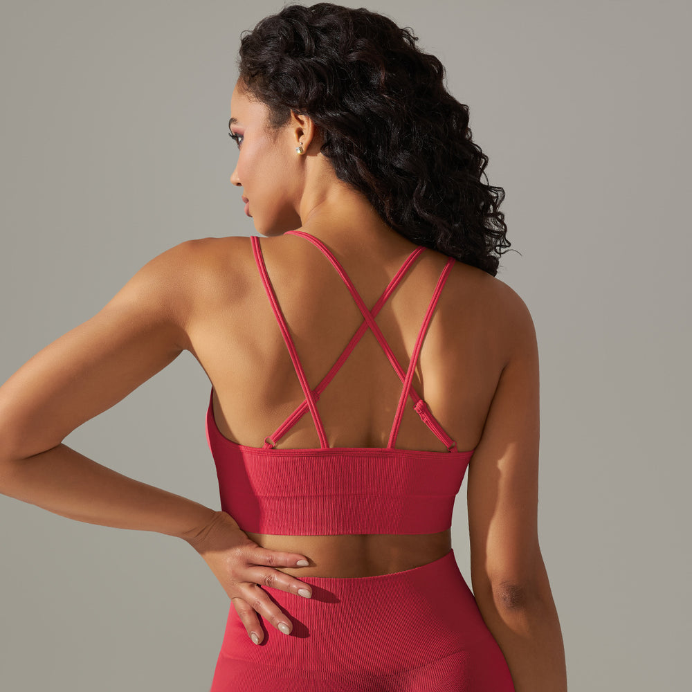 New seamless knit yoga set: high-waisted, butt-lifting leggings with a beautiful back design – perfect for peach-hued girls, running, and fitness