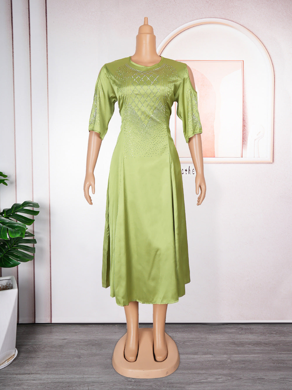 African women's plus size cross-border e-commerce spring/summer new arrivals  independent website off-shoulder five-sleeve rhinestone dress