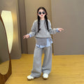 Super cute girls' activewear set, new for spring ! stylish three-piece set for girls, featuring a trendy drawstring hoodie and sweatpants