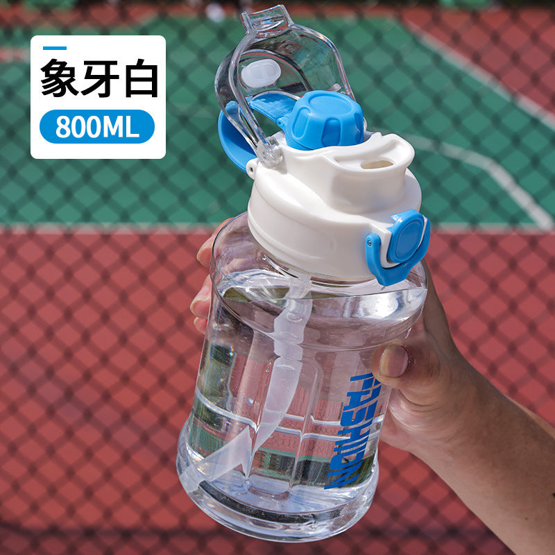 Summer large capacity outdoor sports water bottle for men and women, portable drop-proof plastic water bottle with bouncing straw space cup