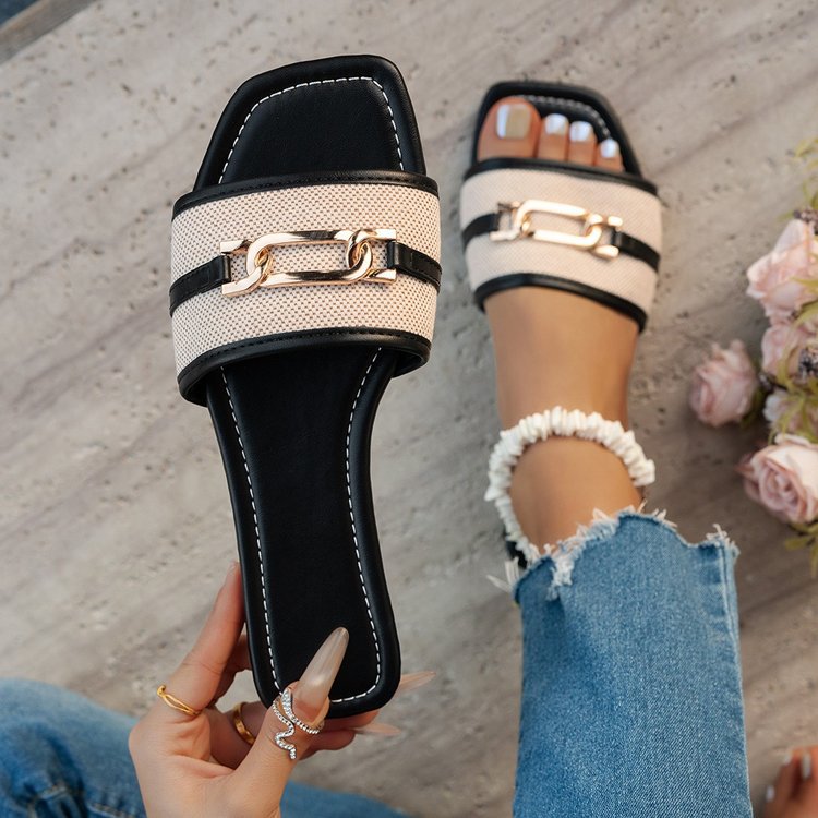 summer new arrival: plus-size women's flat slippers for cross-border e-commerce. available in sizes 36-43. wholesale options available. dropshipping to  and