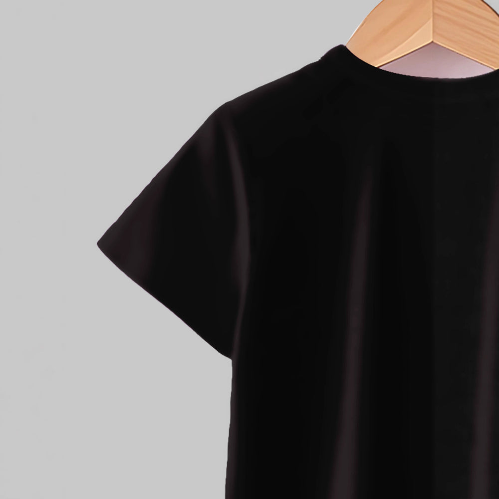 "stylish digital 67 print," perfect for summer wear, boys' outdoor sports t-shirt set