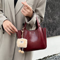 Korean style trendy 2025 new underarm shoulder bag chic versatile daily commute retro red crossbody bag for women
