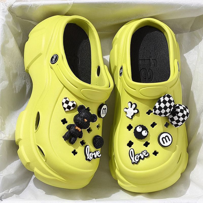 Crocs women's summeroutwear feeling of stepping on shit, thick sole non-slip 2024 new arrival beach toe sandals and slippers summer