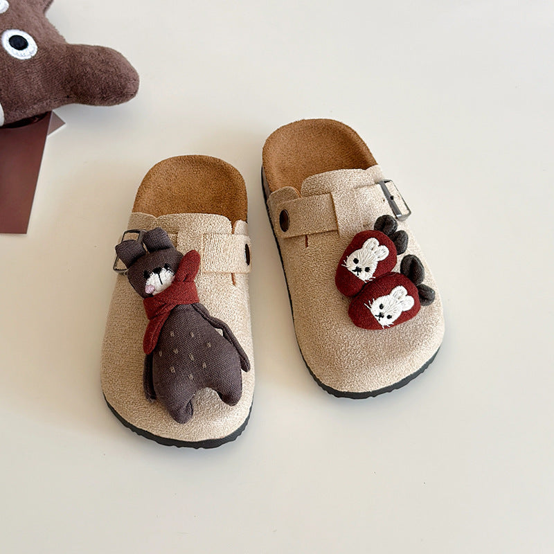 2025 spring/autumn new cartoon birkenstock-style shoes for girls: retro soft-soled, cute closed-toe, warm outdoor slippers