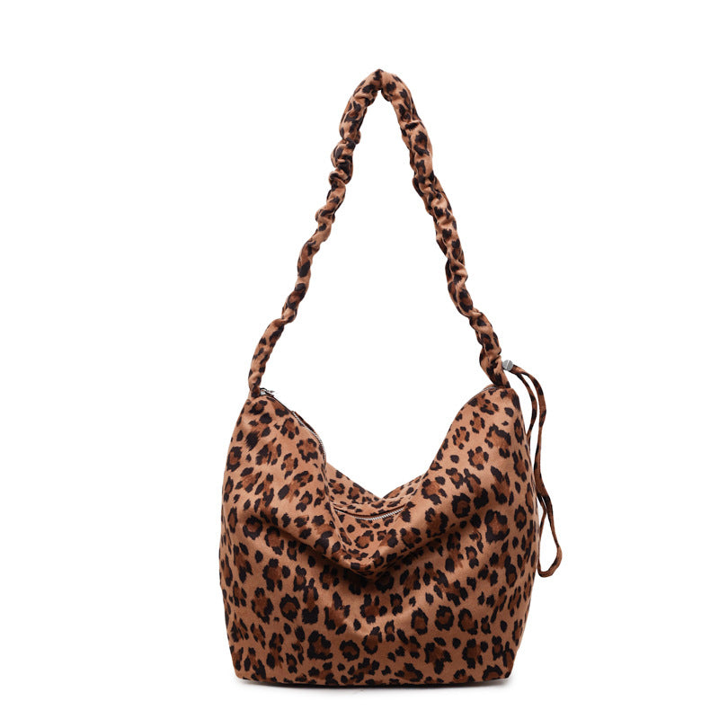 Suede leopard print bag for women, large capacity, 2025 new autumn and winter retro shoulder crossbody bag, work clothing tote bag for women