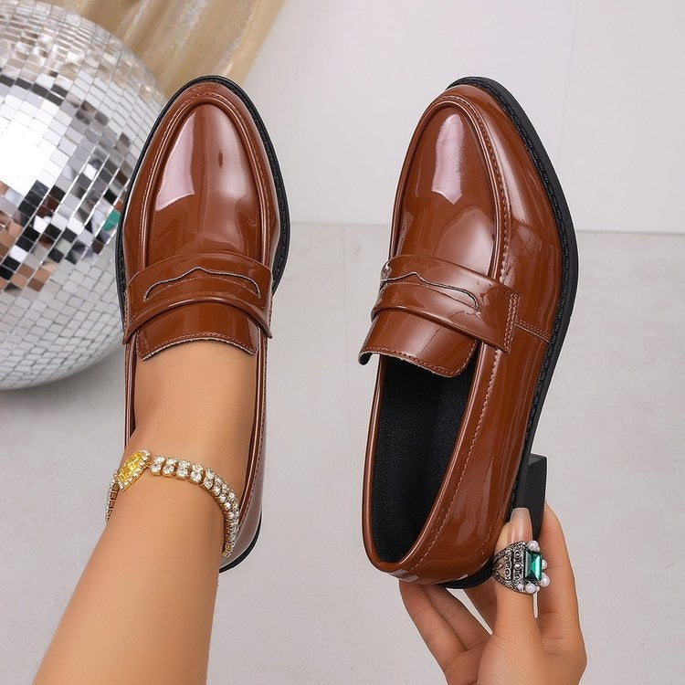 Plus size pointed-toe loafers for women - new spring/autumn  collection: minimalist, stylish, and versatile slip-on flats