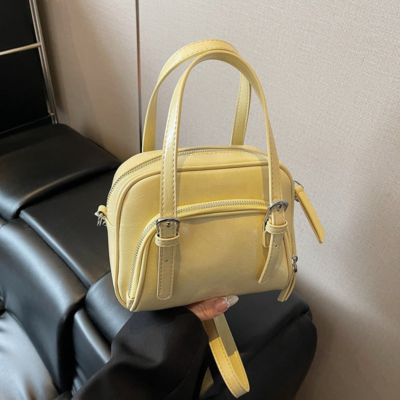 Crossbody bag women's bag 2025 new summer super fire small bag fashion versatile shoulder handbag women's small square bag