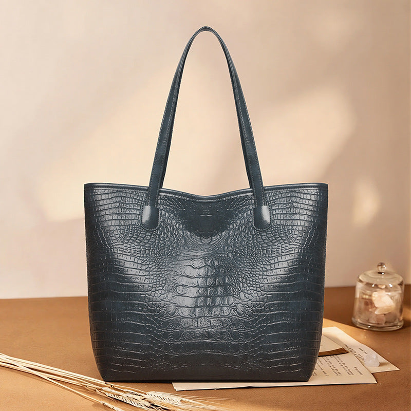 Trendy fashion tote bag 2026 new spring solid color crocodile pattern large capacity shoulder bag handbag women's bag