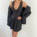 European and american cross-border  fashion two-piece set: women's v-neck single-breasted vest top and pleated mini skirt
