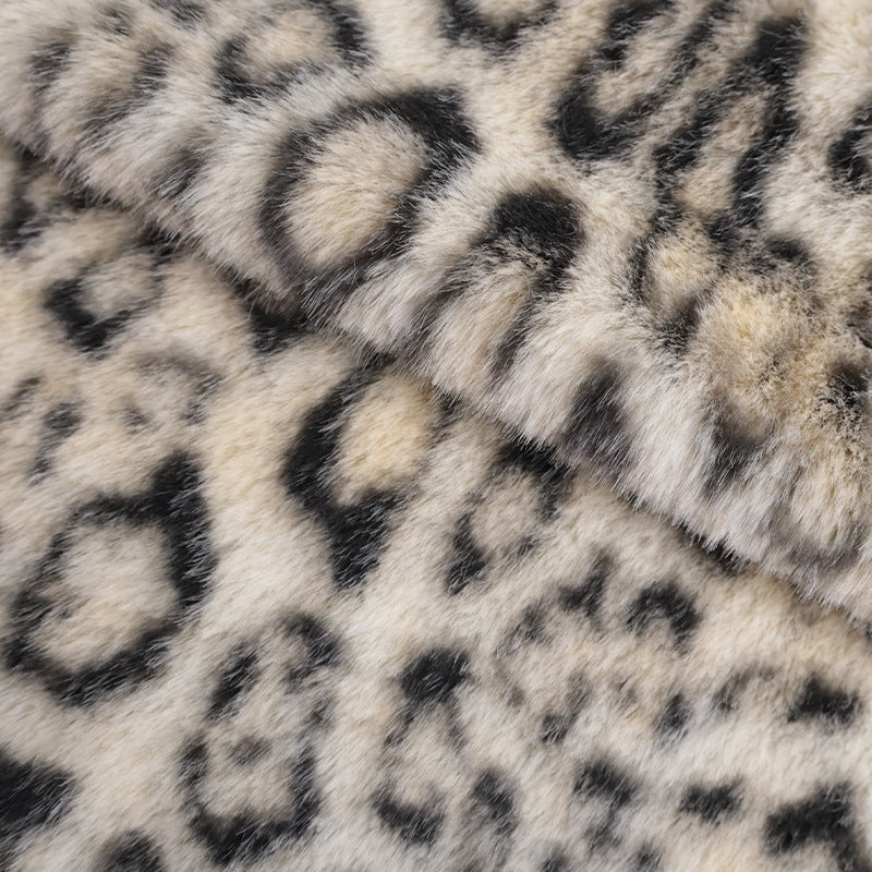 Big leopard print millet mink flannel fabric autumn and winter clothing jacket throw pillow toy home textile printed rice mink fabric