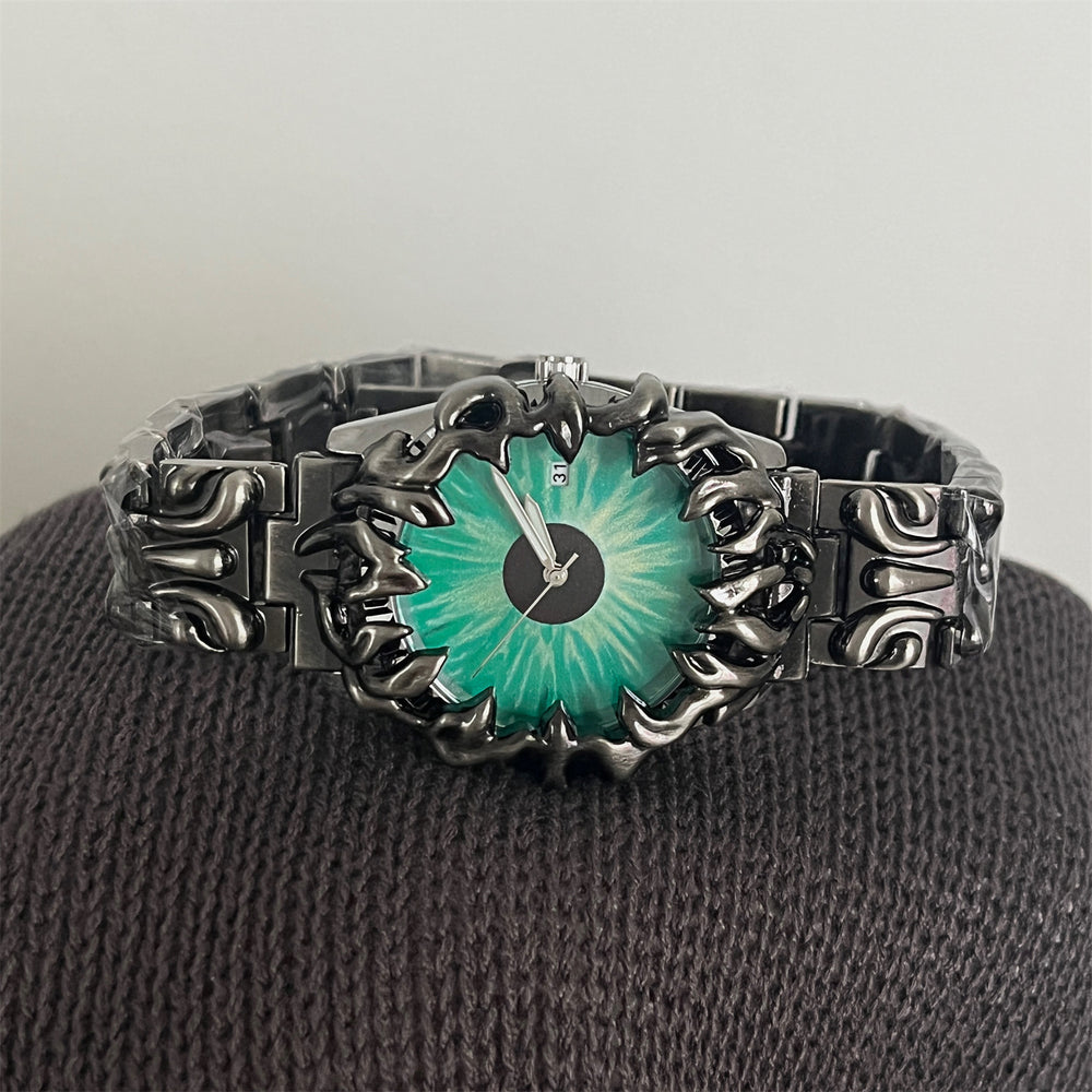 New trendy niche metal irregular claw vintage style watch european and american fashion retro quartz watch wholesale