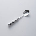 Medium round spoon
