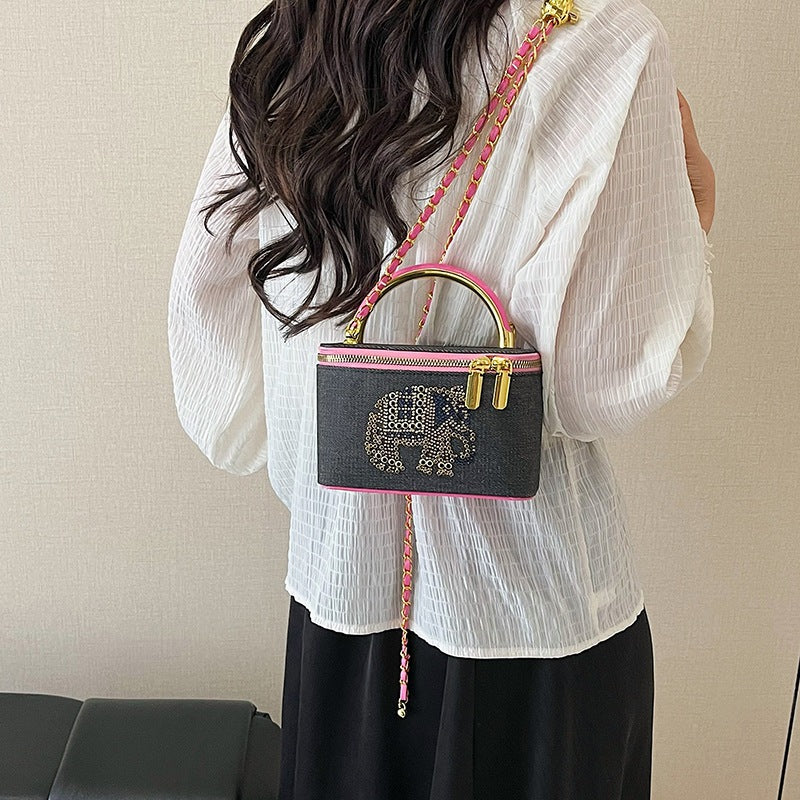 Spring and summer high-end fashion shoulder small square bag women's 2025 new niche design messenger bag fashion box bag