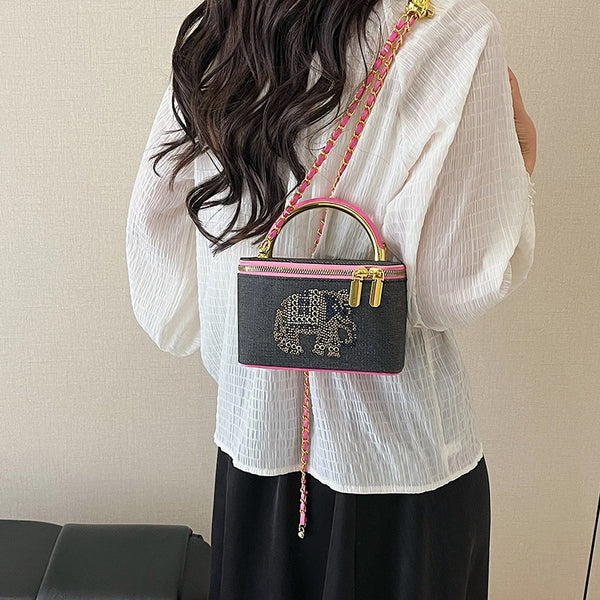 Spring and summer high-end fashion shoulder small square bag women's 2025 new niche design messenger bag fashion box bag