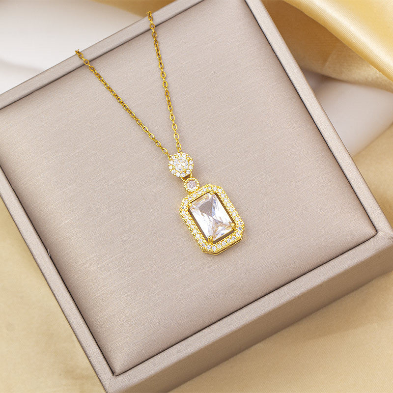 Necklace female nicheeasiest for match pendant fashion electroplating accessible luxury style accessible luxury design high-end titanium steel popular clavicle chain