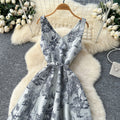 French chic high-end elegant dress for women, autumn  collection: tie-waist, slimming, elegant v-neck, jacquard, maxi swing dress