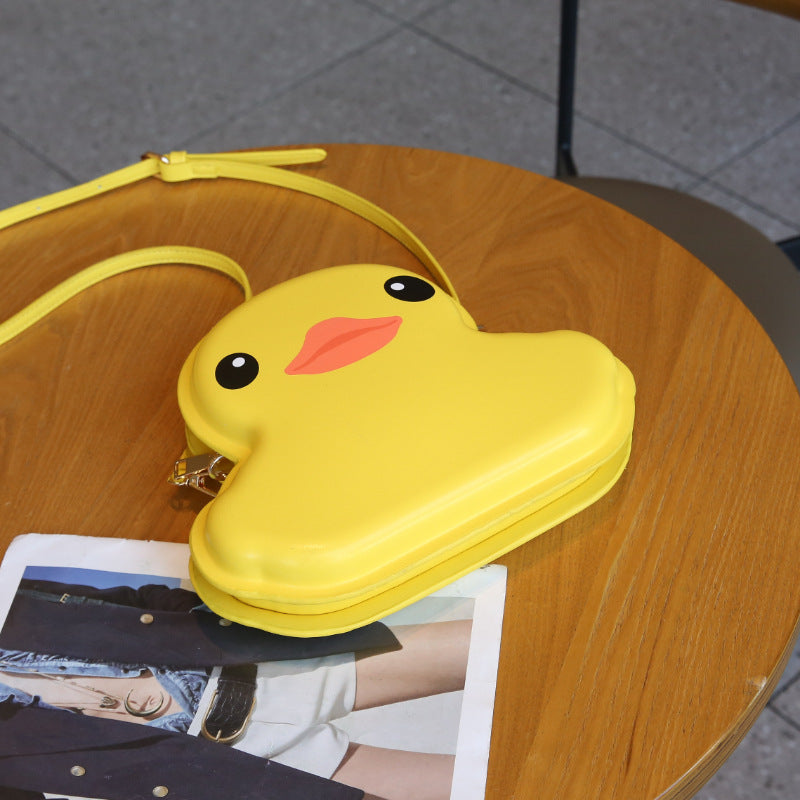 Guangzhou women's bag small yellow duck shell bag niche design advanced large capacity cute bag styling cartoon messenger bag