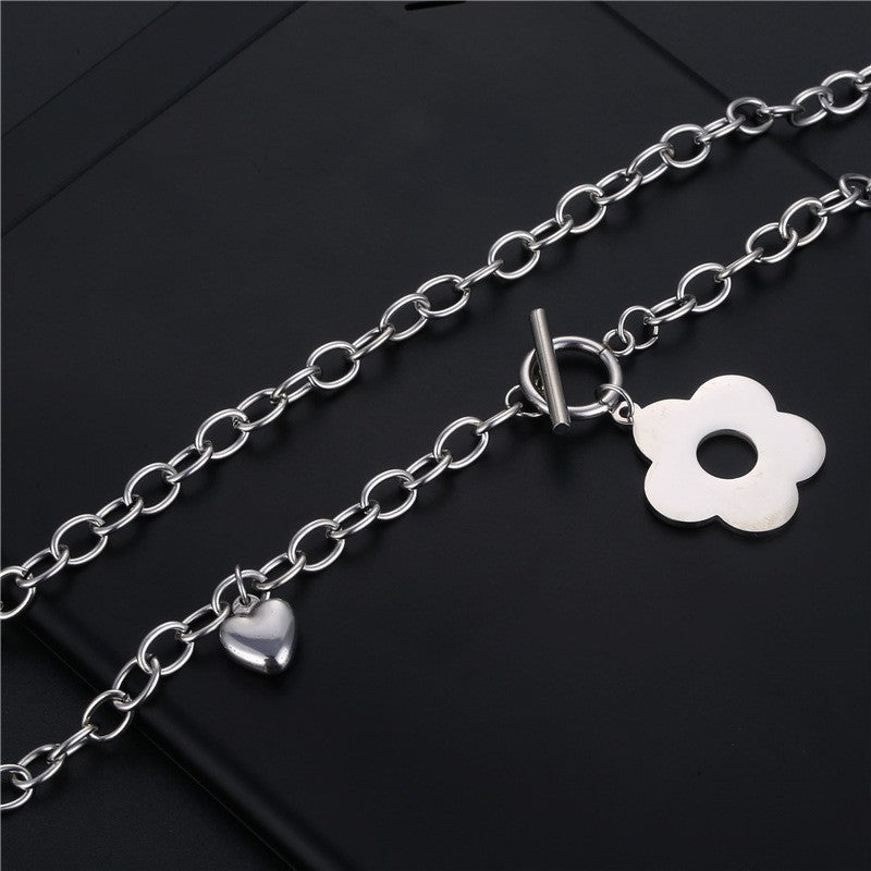 Titanium steel texture flower pendant female trendy casual disco high-end texture clavicle chain necklace sweater chain necklace