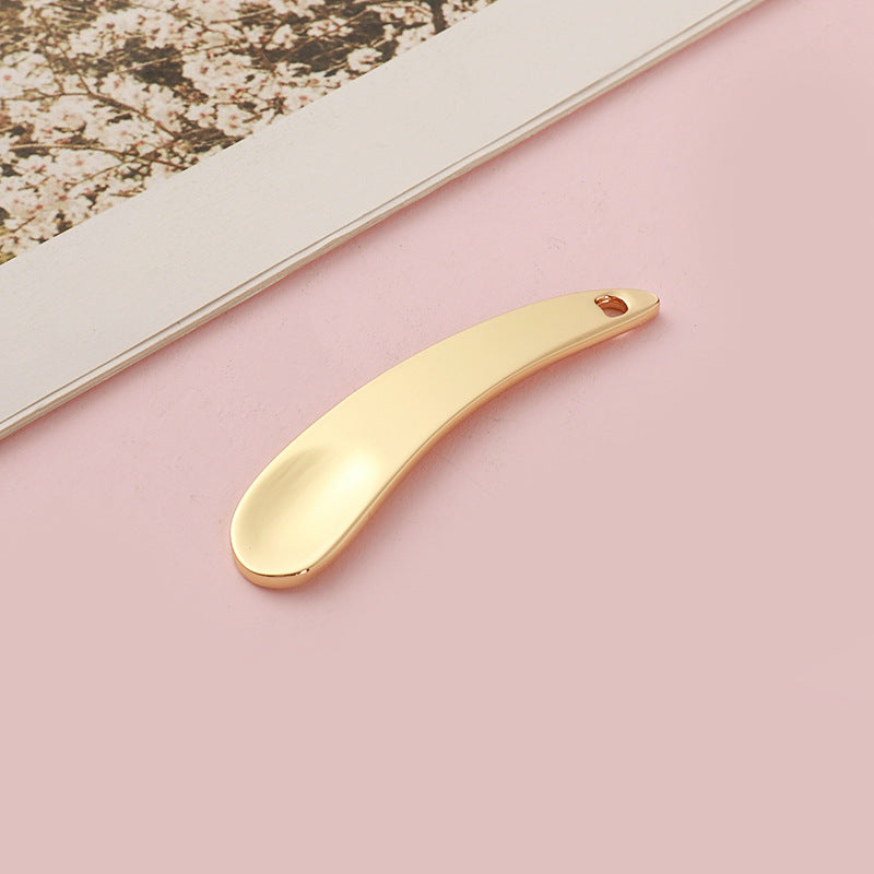 Cream spoon crescent spoon cream application spoon cosmetic spoon facial mask spoon introduction metal short handle eye cream spoon