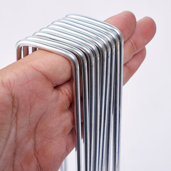 U-shaped grass cloth floor nails, greenhouse plastic film nails galvanized gardening floor nails directly from the manufacturer grass cloth nails