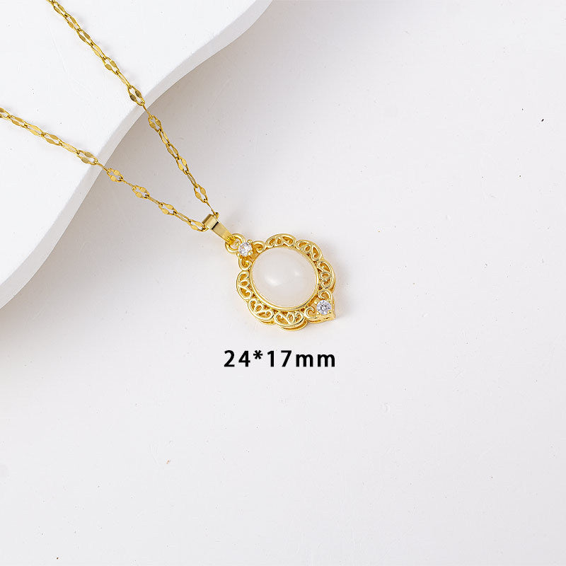 Necklace female titanium steel fashion electroplating hot style key shape pendant niche design high-end sense of light luxury clavicle chain