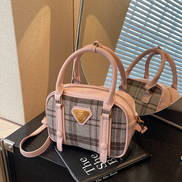 Wholesale temperament small fragrant style fashion plaid pu cloth shoulder bag handbag winter high sense messenger women's bag new
