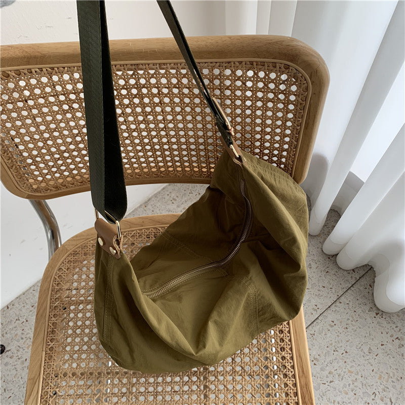 Bag women's 2022 new fashion Korean version women's bag oblique span shoulder bag Korean version dumpling bag armpit bag large capacity tide