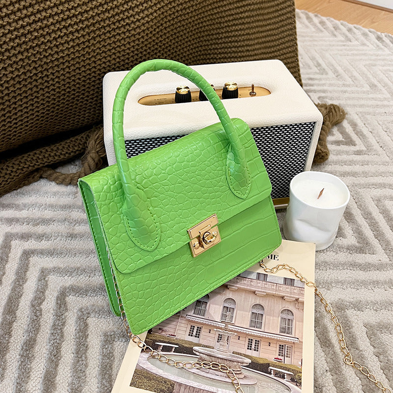 Fashion single portable ladies handbag  small bag women's mobile phone bag wholesale fashion versatile messenger bag