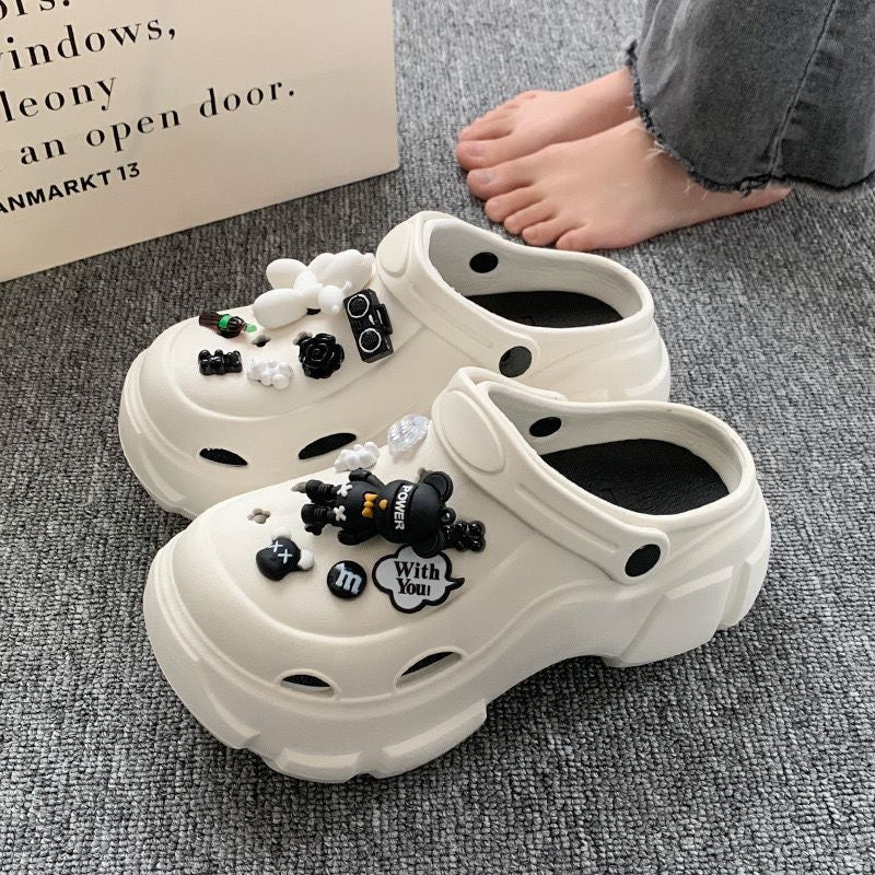 Crocs women's summeroutwear feeling of stepping on shit, thick sole non-slip 2024 new arrival beach toe sandals and slippers summer