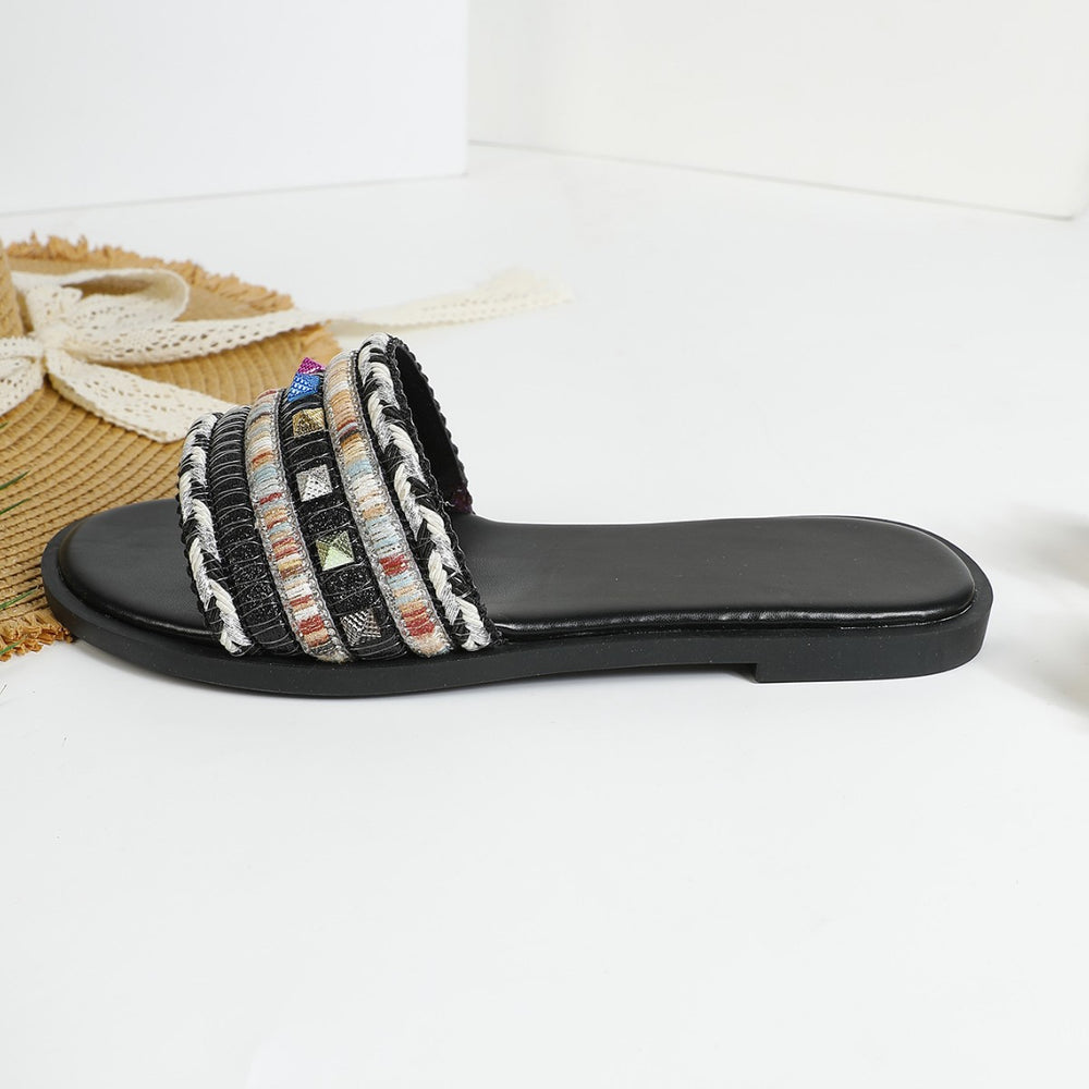 2025 new export summer women's slippers - fashionable, casual, comfortable, flat, ethnic style, one-strap woven design