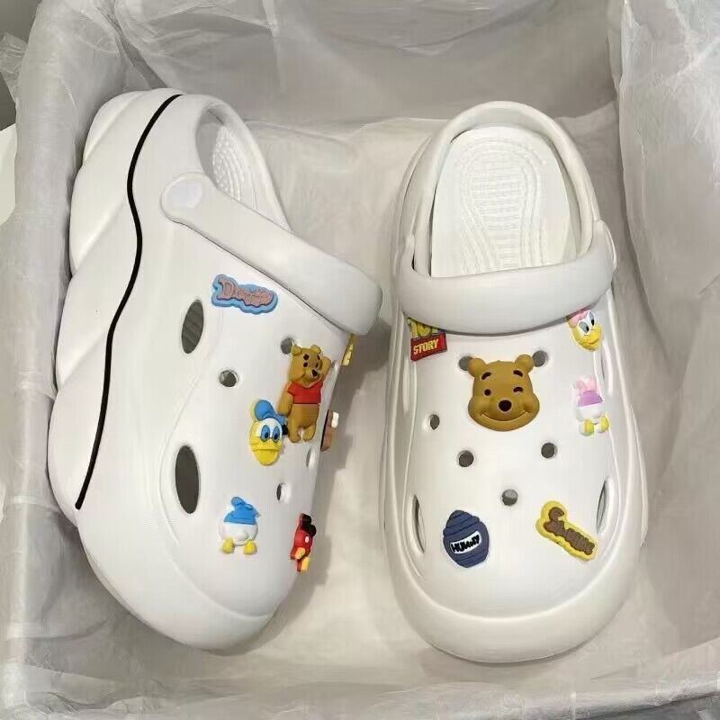2024new arrival shit-stepping clogs for women outwearsummercutepopularthick sole nurse beach two-wear toe-cap slippers