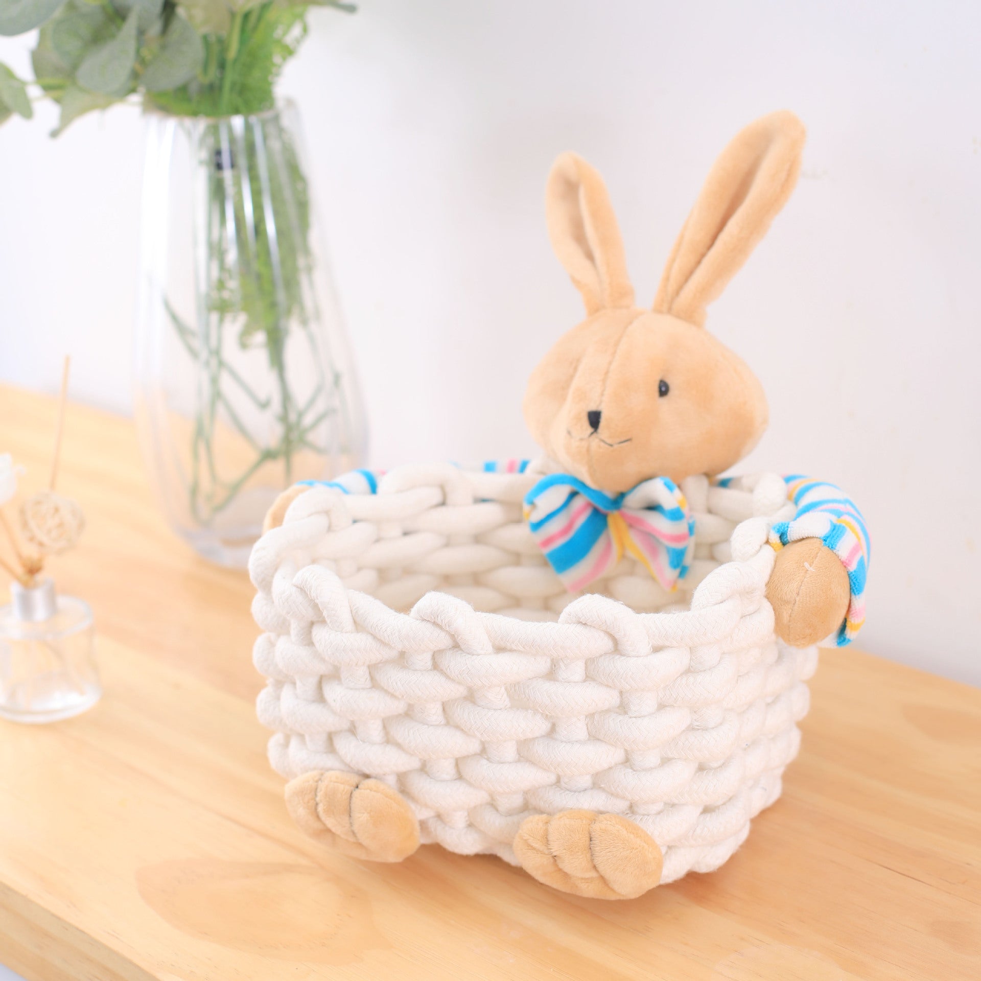 ins desktop storage small bucket skin care products notebook dining table simple pen holder girl heart storage box office